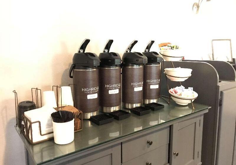 酒店 Holiday Inn Express & Suites Zion By Ihg