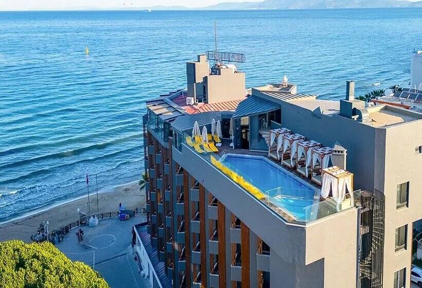 Jura Hotels Ada Beach