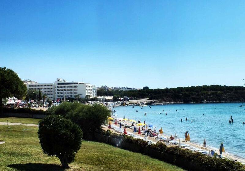 Tuntas Beach Hotel   All Inclusive