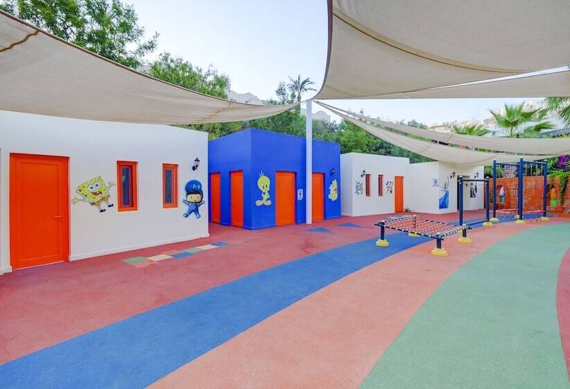 Yasmin Bodrum Resort