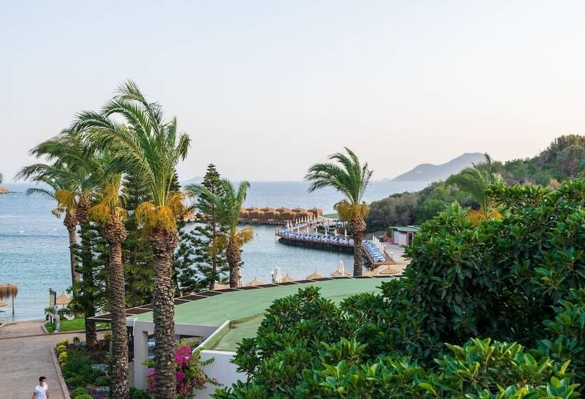Yasmin Bodrum Resort