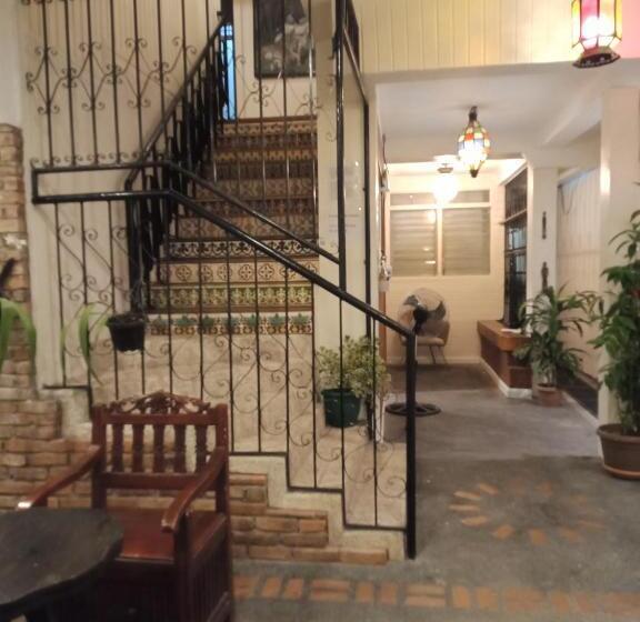 Airport Hostel Manila