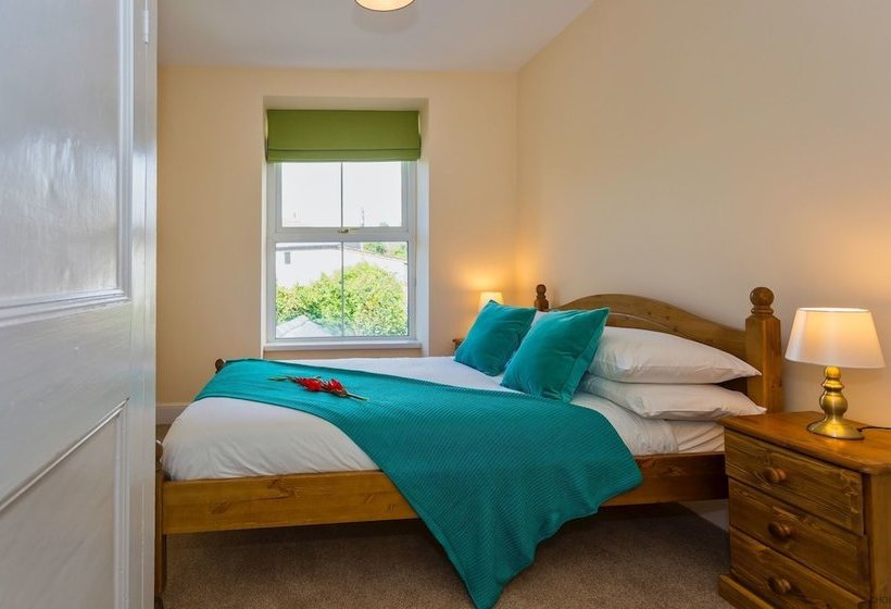 Braunton Fairholme 4 Bedrooms