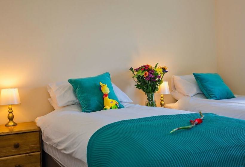 Braunton Fairholme 4 Bedrooms