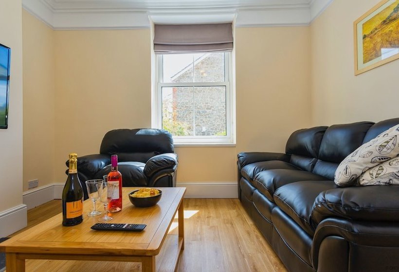 Braunton Fairholme 4 Bedrooms