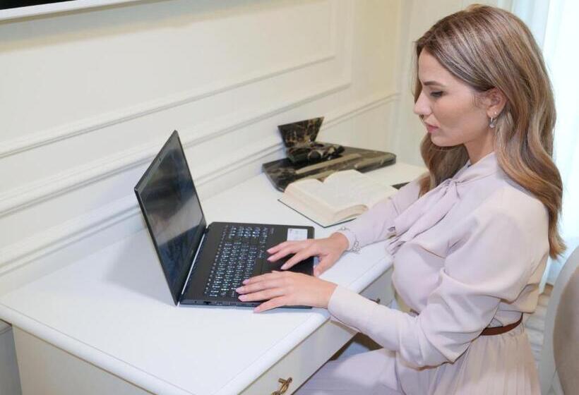 Отель Grant Boutique