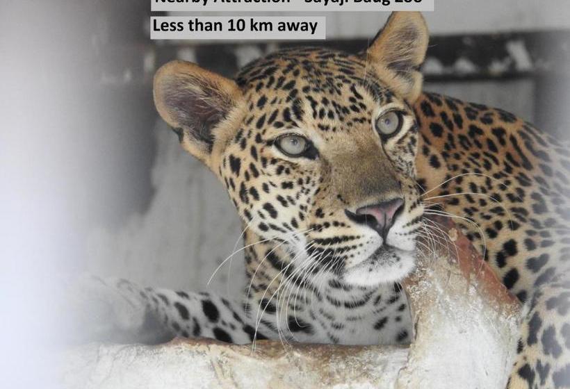 בית מלון כפרי Oyo 75791 Shree Pashupati Inn