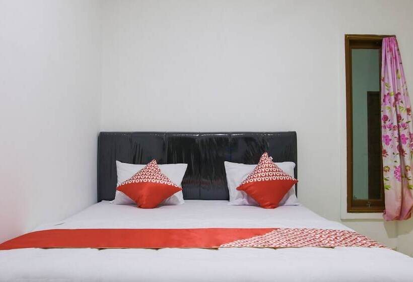 ホテル O Guest House Cahaya 7296