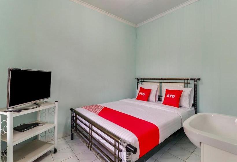 酒店 Oyo 90014 Green House Cipanas