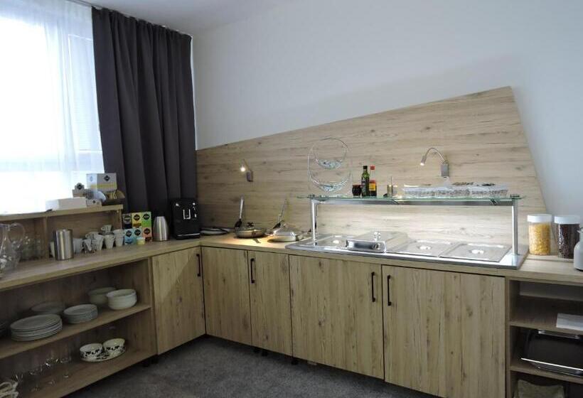 בית מלון כפרי Primma