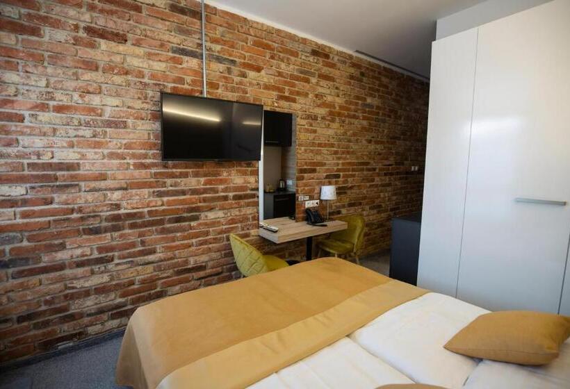 בית מלון כפרי Primma