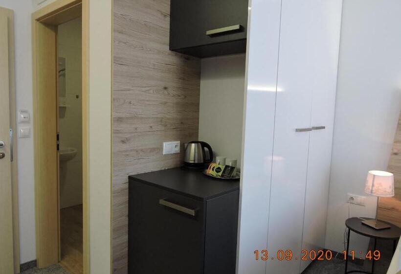 בית מלון כפרי Primma