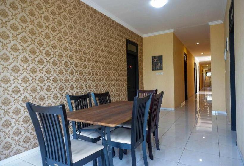 Hotel Reddoorz Syariah Near Pltu Cilacap