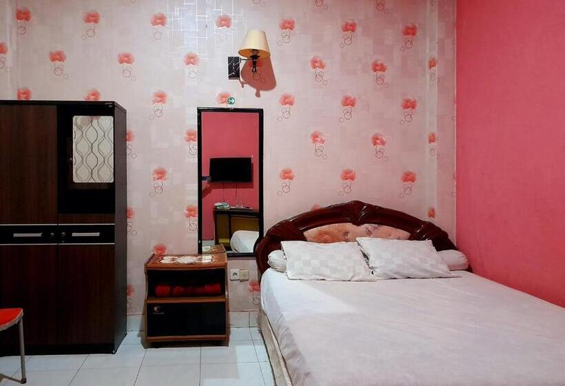 فندق Rosichan Bau Bau Mitra Reddoorz