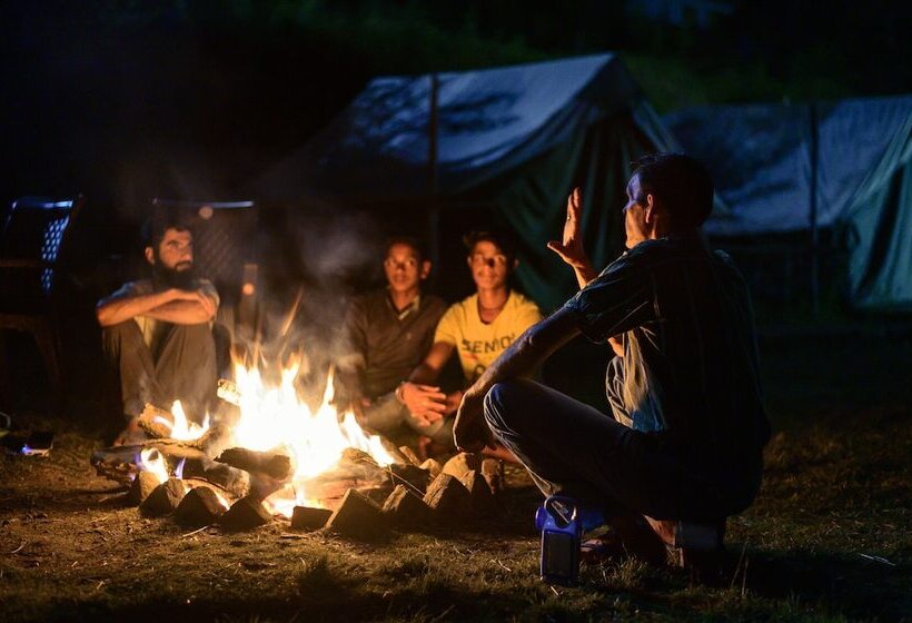 호텔 The Goat Village Escape