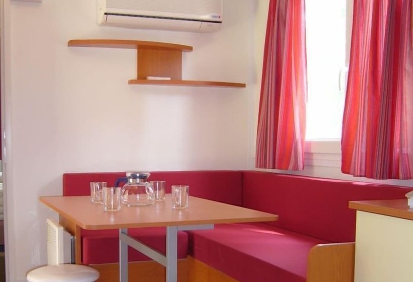 Отель Victoria Mobilehome Camping Park Soline