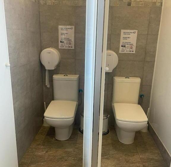 Las Hadas Albergue  Solo Para Peregrinos   Vegano  Bar