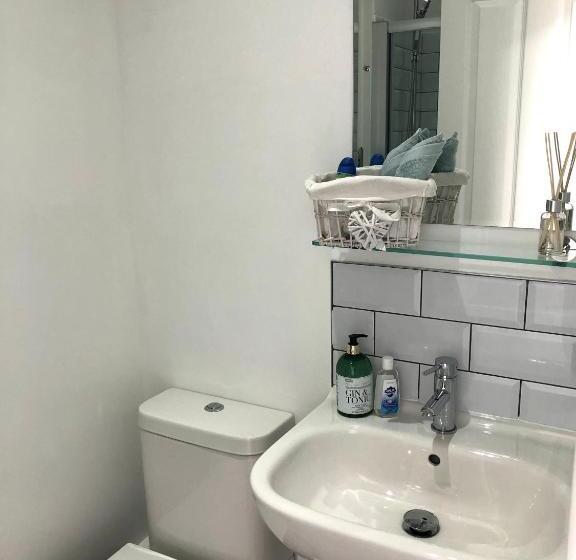 膳宿费 The Berwick Inn