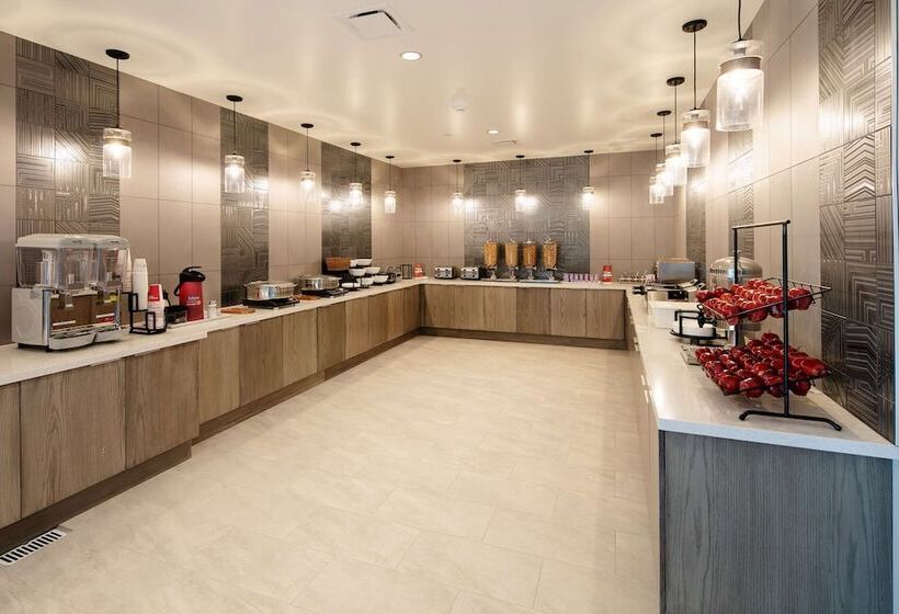 Отель Best Western Plus Settlers Point