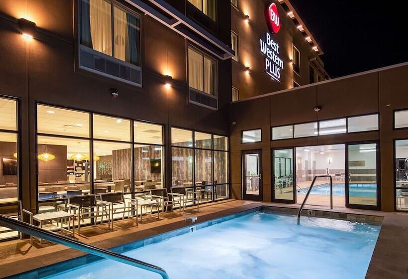 Отель Best Western Plus Settlers Point