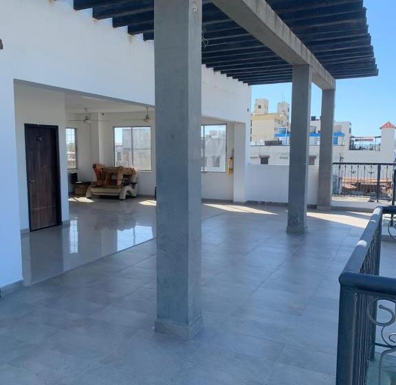 فندق Cangrejalito