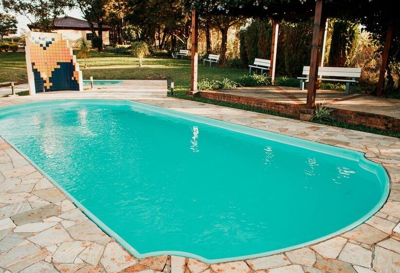 בית מלון כפרי Colinas Executive Partk