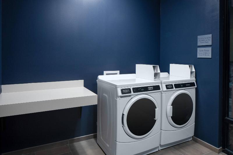 فندق Courtyard By Marriott Jefferson City