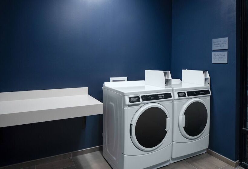 فندق Courtyard By Marriott Jefferson City