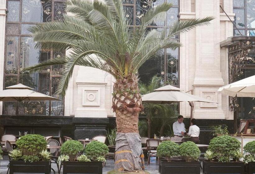 هتل D Lecia Ha Long