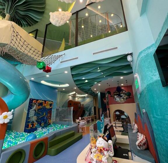 هتل D Lecia Ha Long