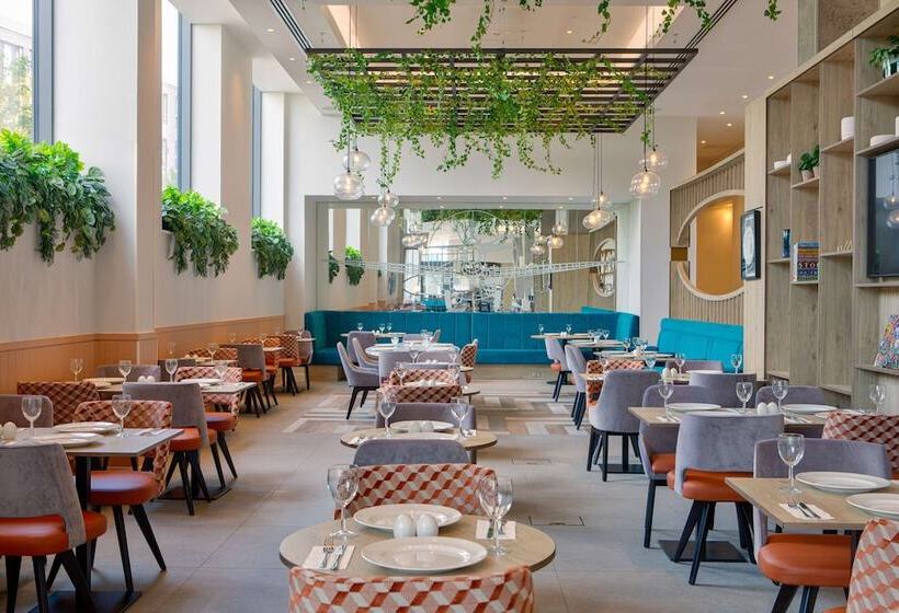 Отель Hilton Garden Inn Stoke On Trent