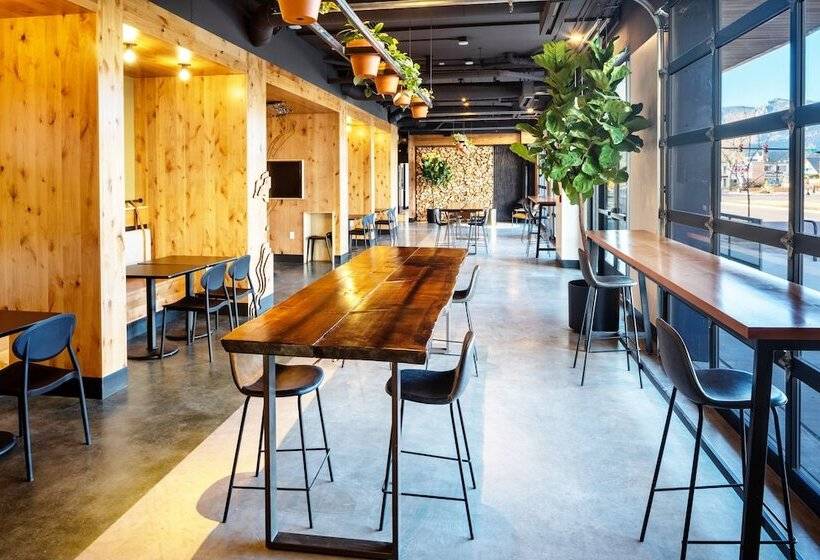 Отель Kinship Landing