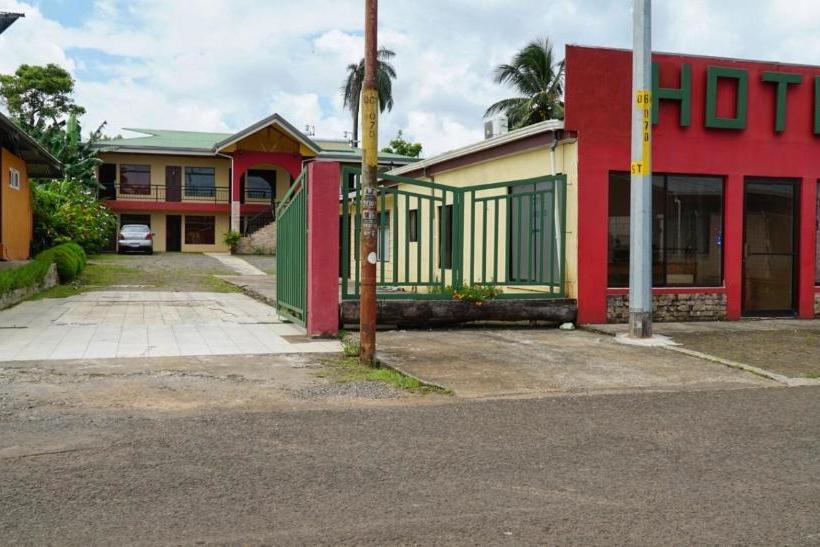 فندق Heliconia Los Chiles