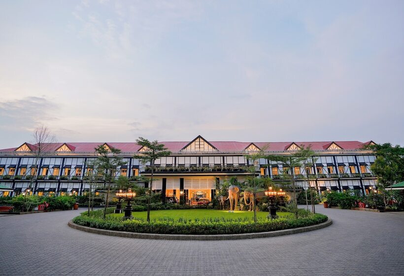 هتل Mayfair Tea Resort