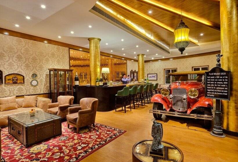 هتل Mayfair Tea Resort