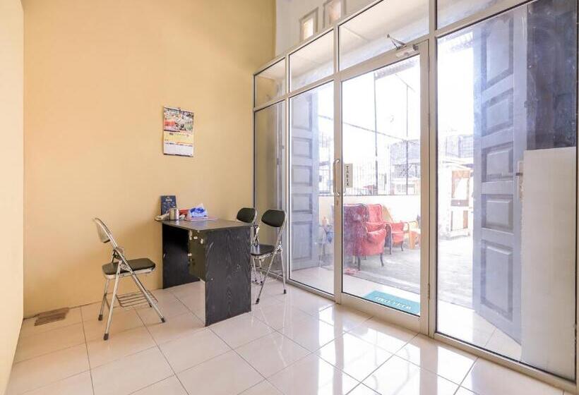 酒店 Oyo 90009 Faster Inn 1