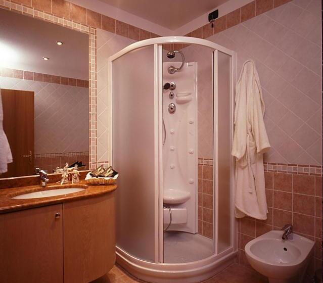 בית מלון כפרי Paganella Andalo