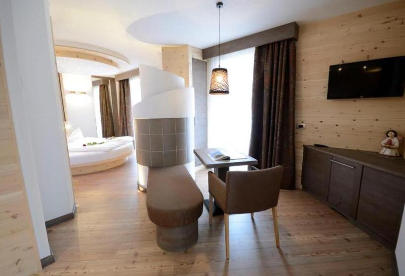 בית מלון כפרי Paganella Andalo