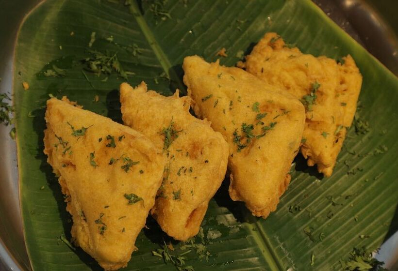 בית מלון כפרי Sky Suites By Monarch