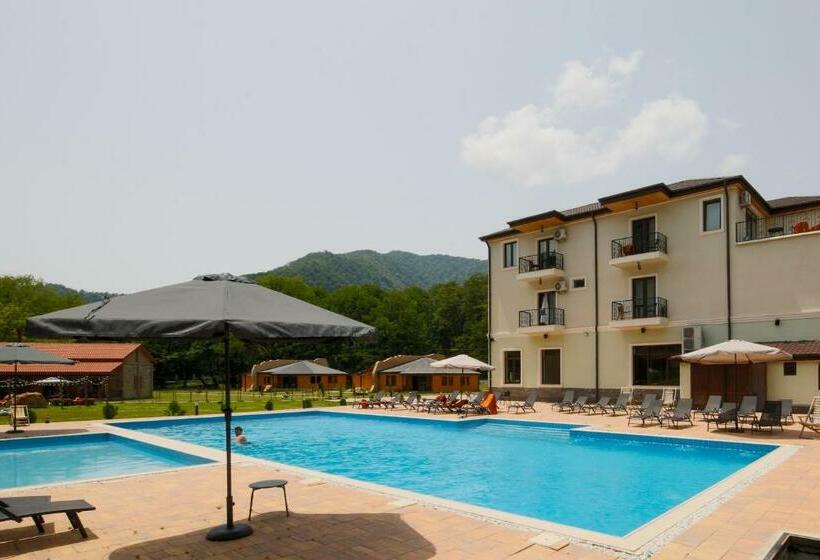 هتل Sviana Resort