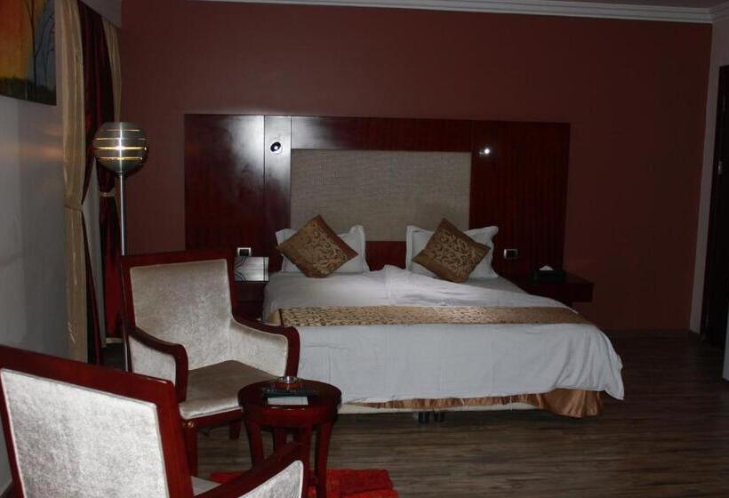 فندق نُزل تالا   Tala Nezel