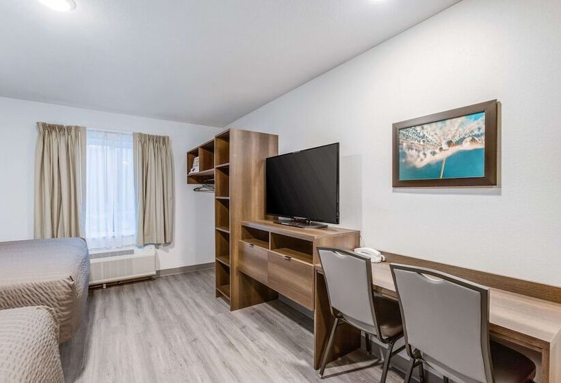 فندق Woodspring Suites Detroit Farmington Hills