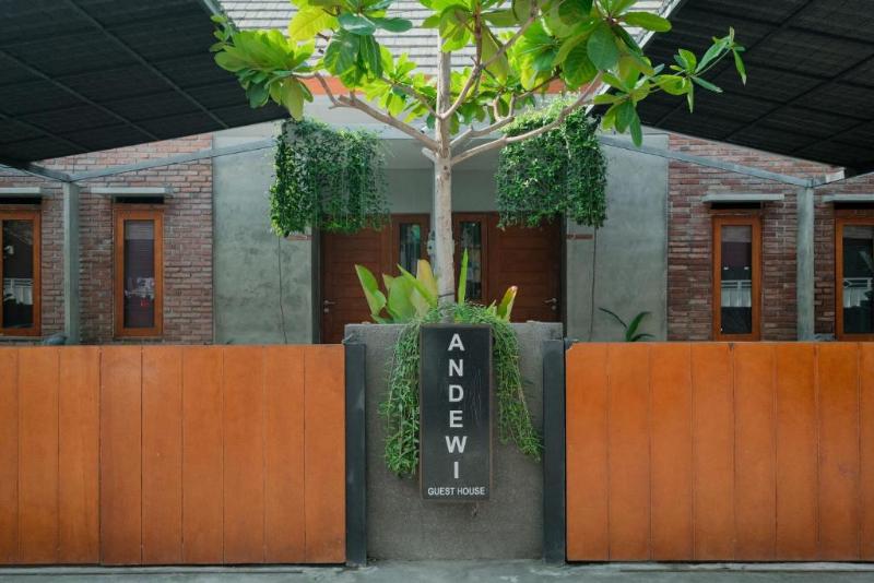膳宿费 Andewi Guest House Denpasar Redpartner   Minimum Stay 30 Nights