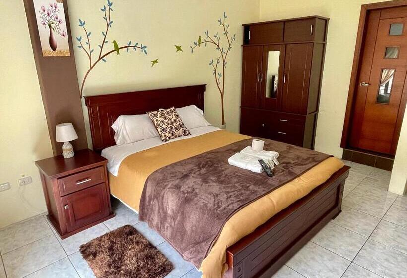 پانسیون Casa Santa Lucía