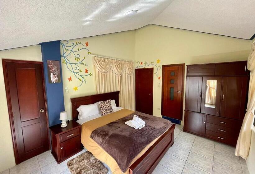 膳宿费 Casa Santa Lucía