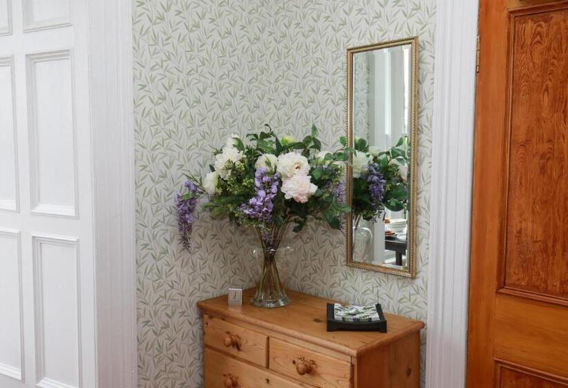 펜션 Rockhill Guest House