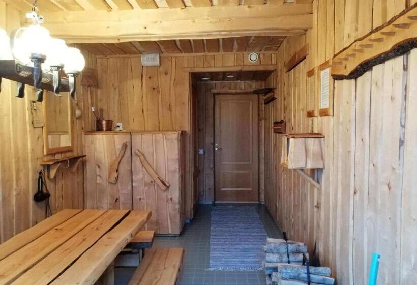 פנסיון Tahkonhovi Golden Chalet