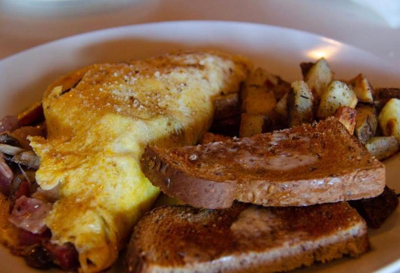 The Fraser River's Edge B&b Lodge