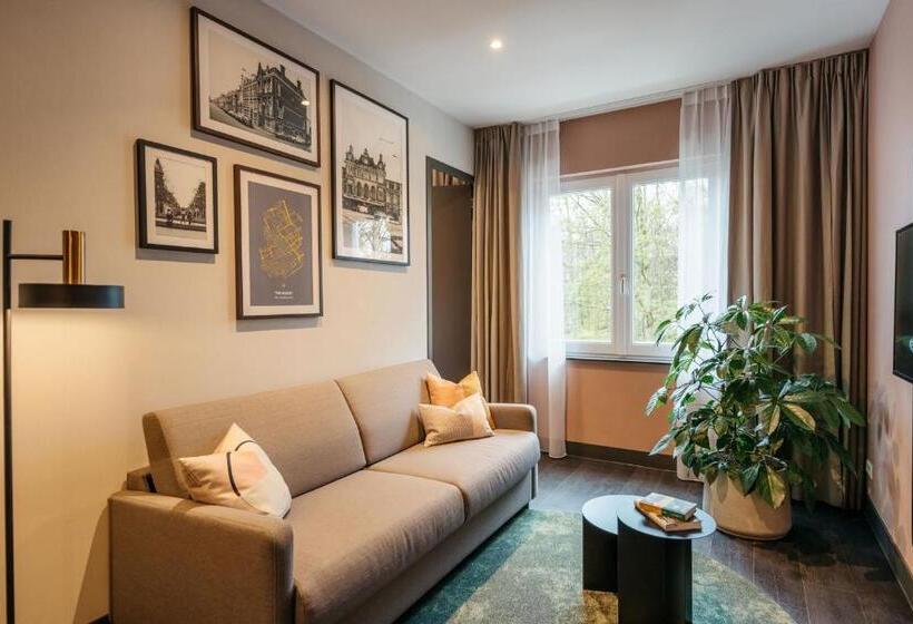 Yays The Hague Willemspark By Numa