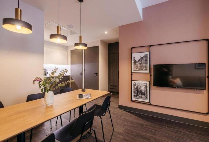 Yays The Hague Willemspark By Numa